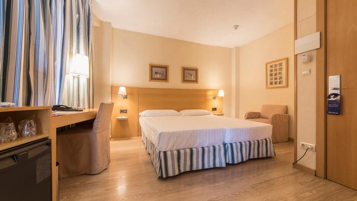 Hotel Infanta Mercedes | Madrid | HABITACIÓN  TRIPLE