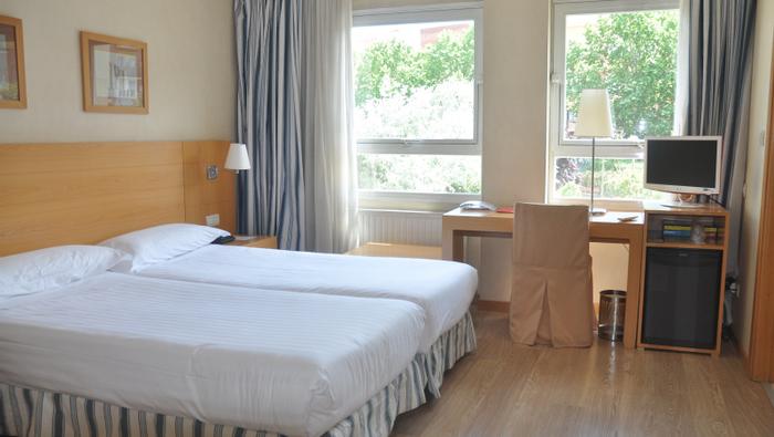 Hotel Infanta Mercedes | Madrid | Double Room
