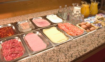 Hotel Infanta Mercedes | Madrid | Breakfast Buffet